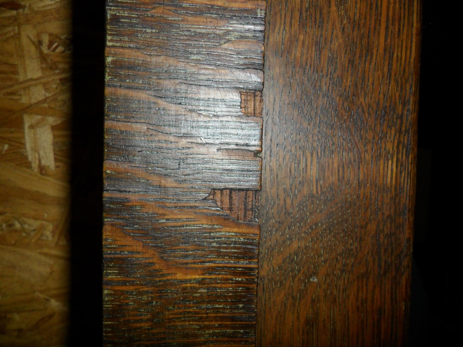 1900's Quarter Sawn and Tiger Oak Hall Tree with Storage Seat Mirror