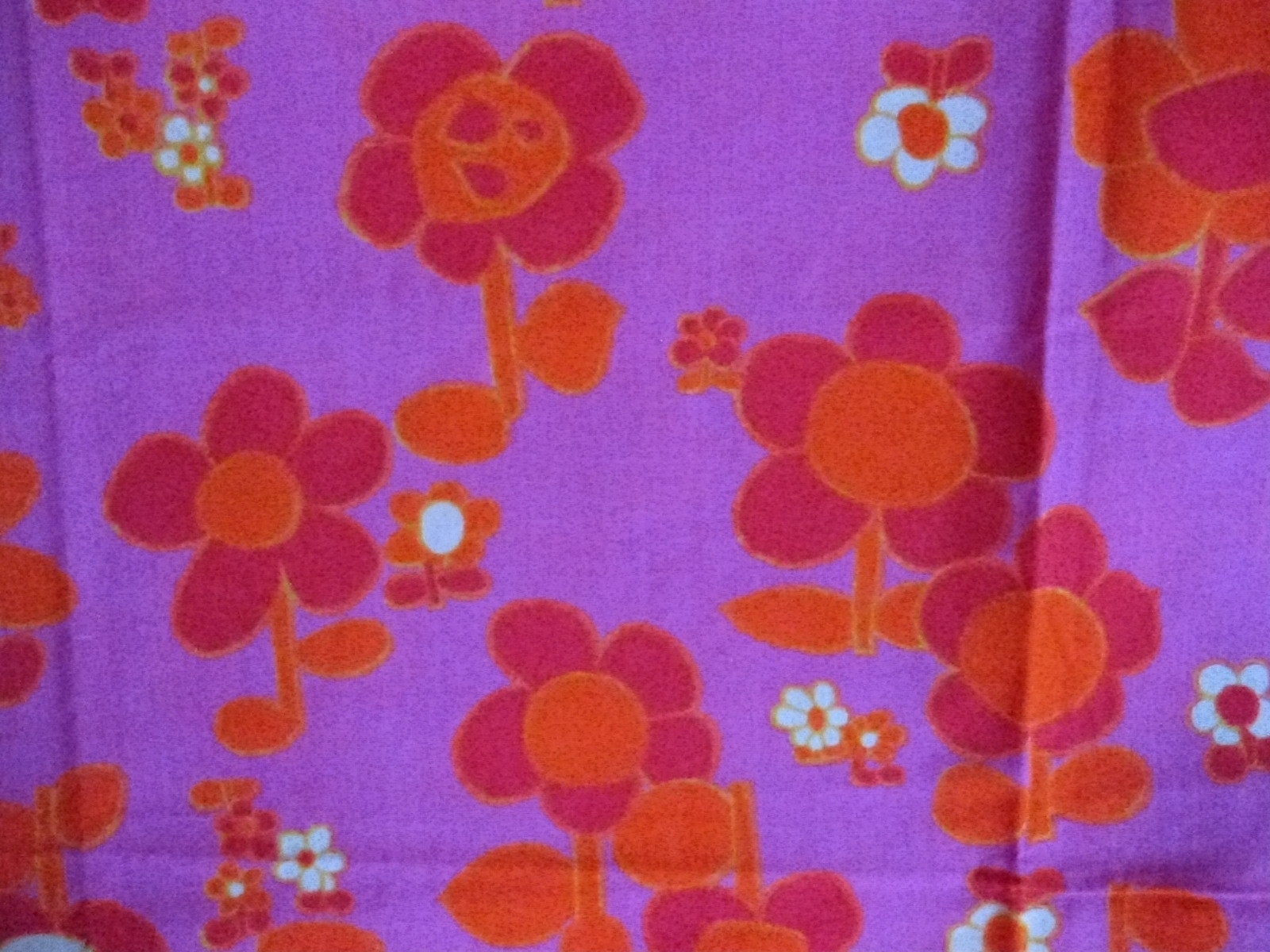 Vtg.Von Hamm Young (VHY) Hawaiian Textiles Pink Floral Print Fabric 2yds+22