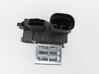 Citroen C4 III 20-24 Widerstand Gebläse Lüfter Citroen C4 III 20-24 26.09.2024 9840566680 9847019780 F2182017 gebraucht Vorschau 4
