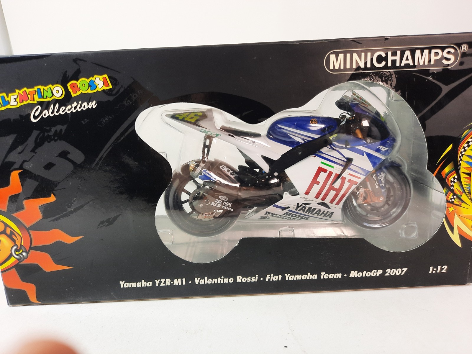Minichamps Yamaha YZR-M1 #46 Valentino Rossi Motogp 2006