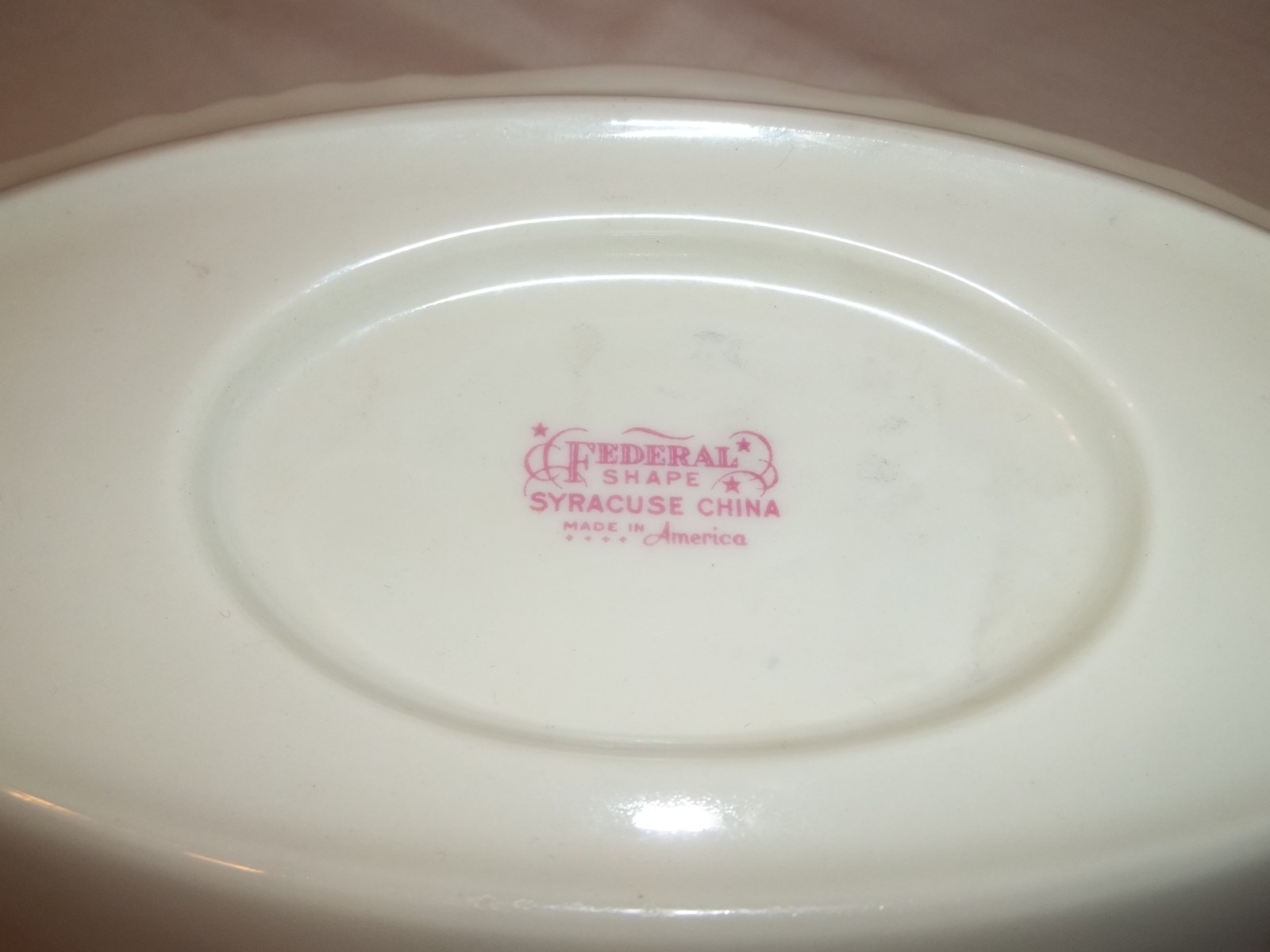 Vintage Syracuse Rosalie Gravy Boat w/Attached Underplate-Federal Shape-Made USA
