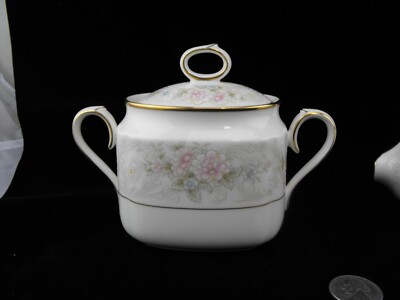 NORITAKE WILLOWBROOK #9722 SUGAR BOWL WITH LID