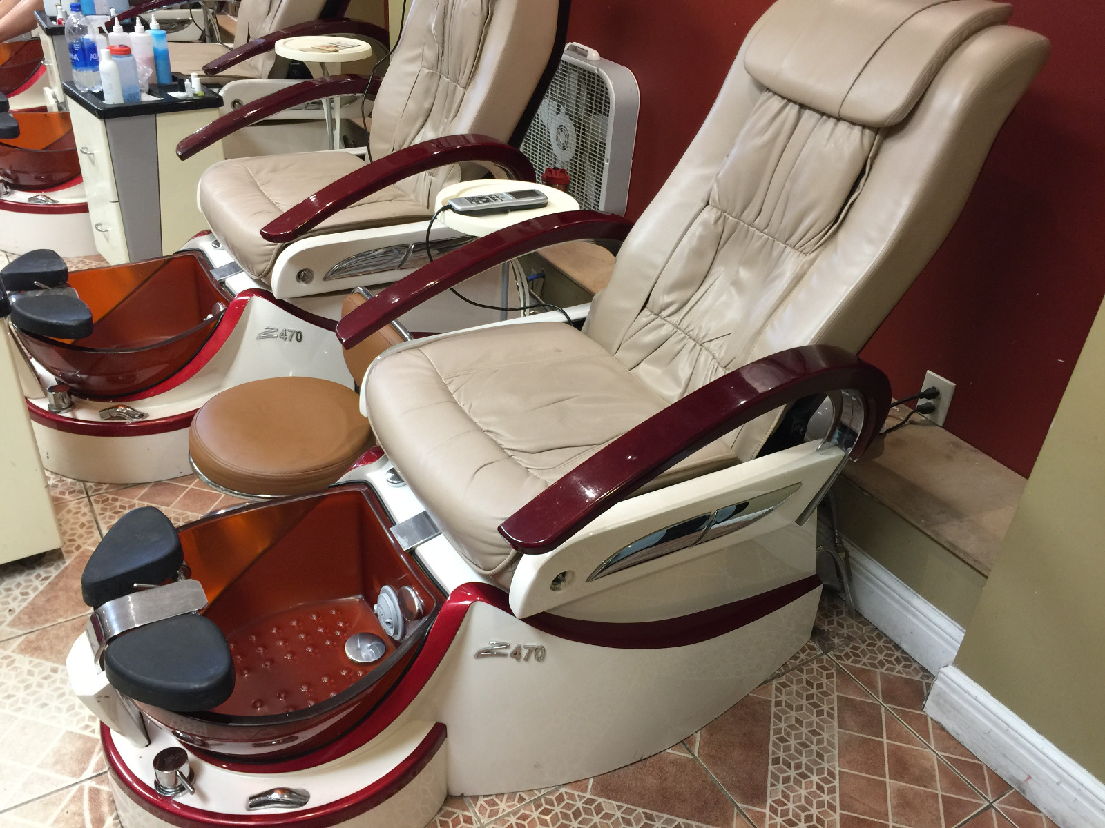 Used spa pedicure chairs - Nice condition - Cheap Price