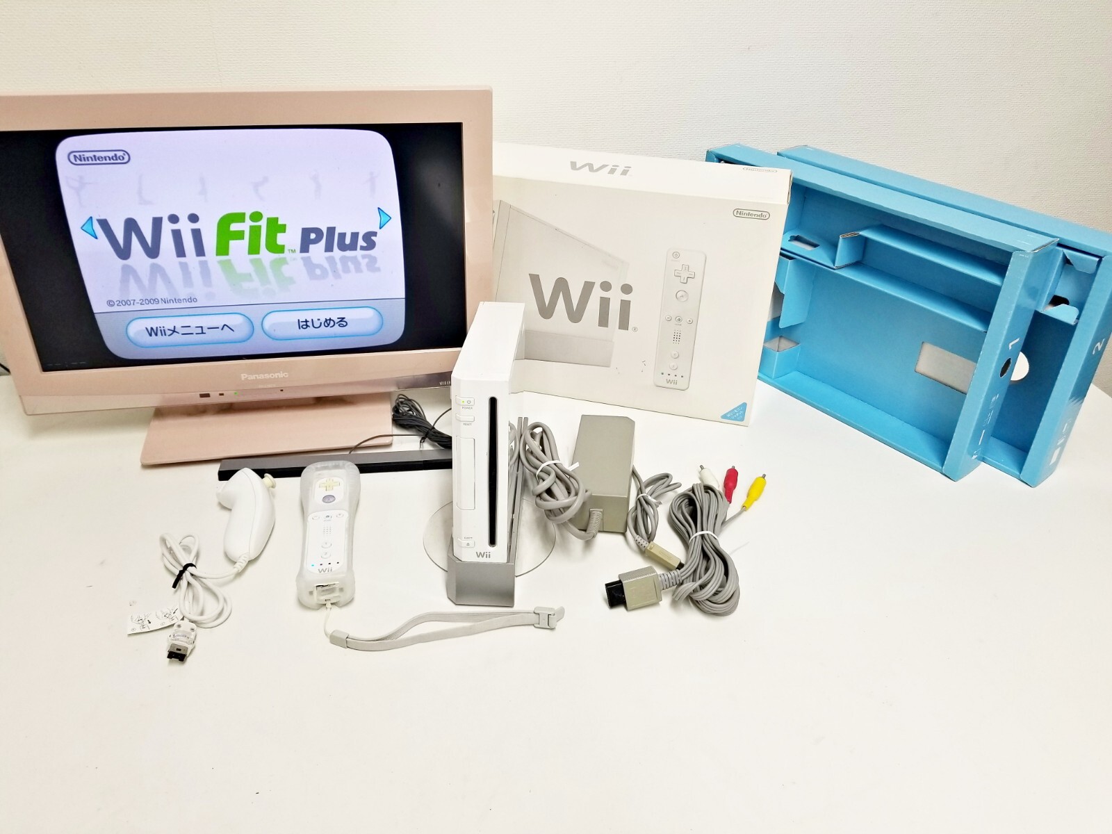 Nintendo Wii Console White Boxed 978 Japan import DHL 1 week