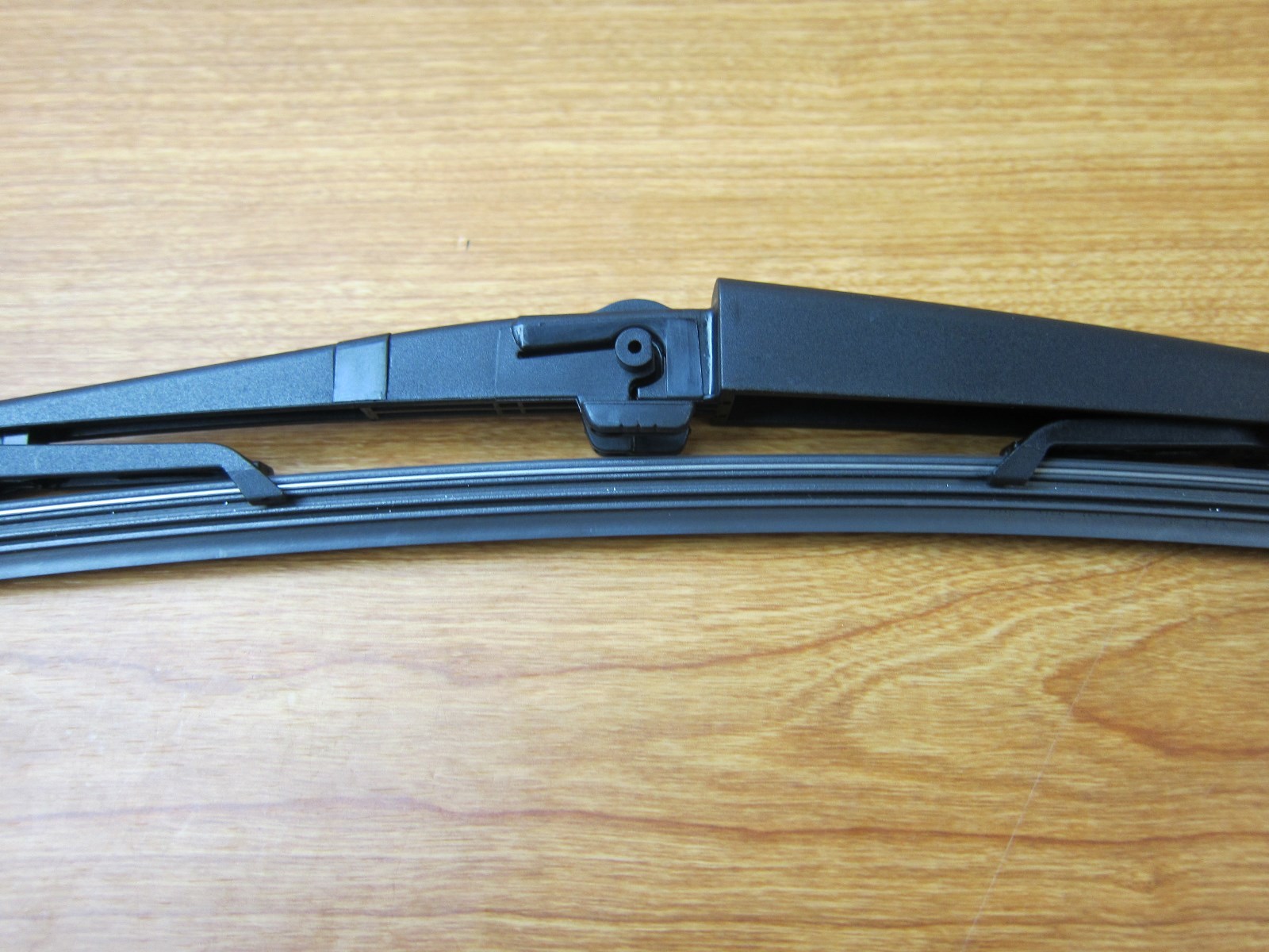 2004 2009 Dodge Durango Rear Windshield Wiper Blade Mopar OEM eBay