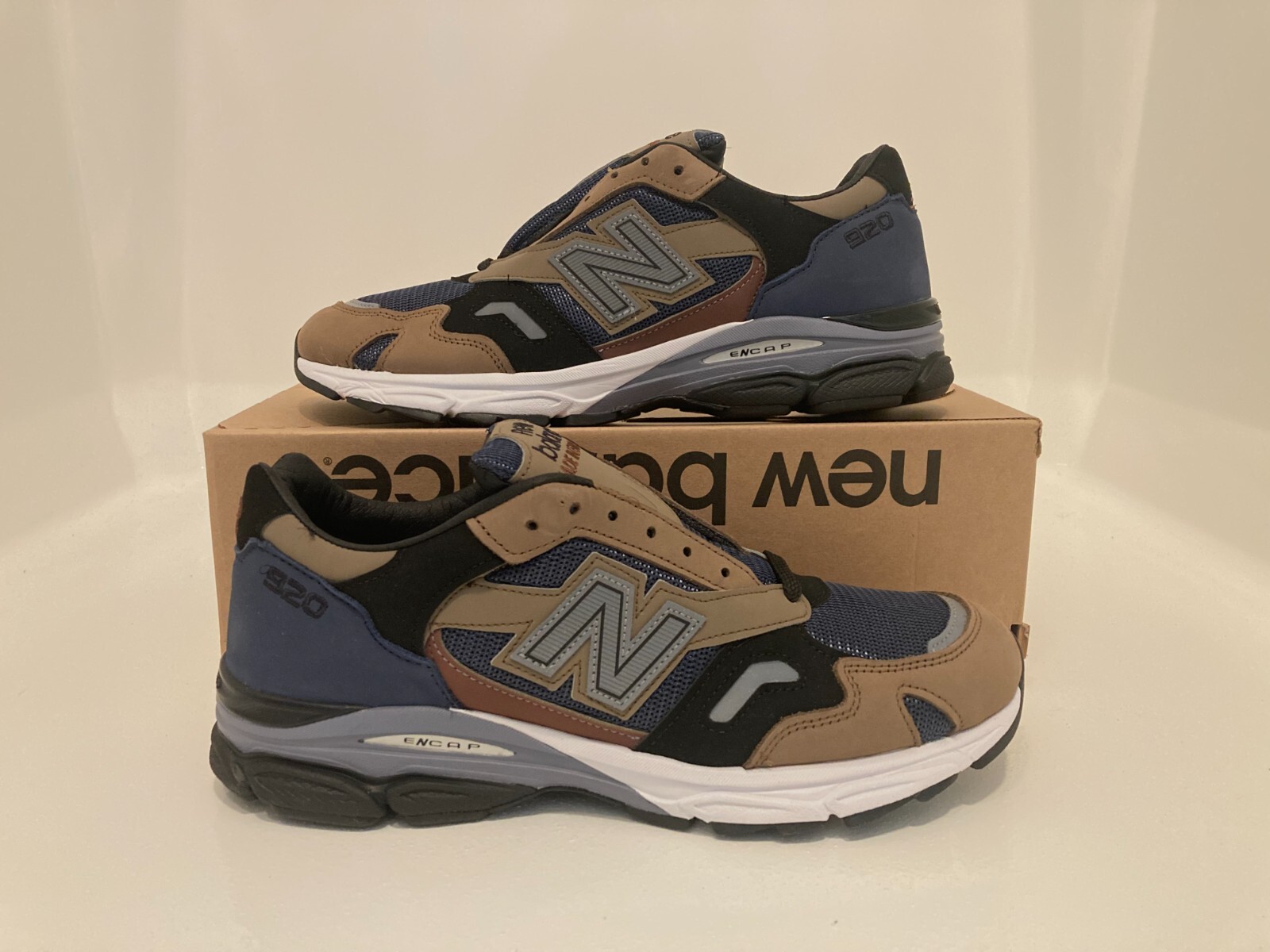 Size 10 Men - New Balance 920 Made in England Brown Blue Run Walk  