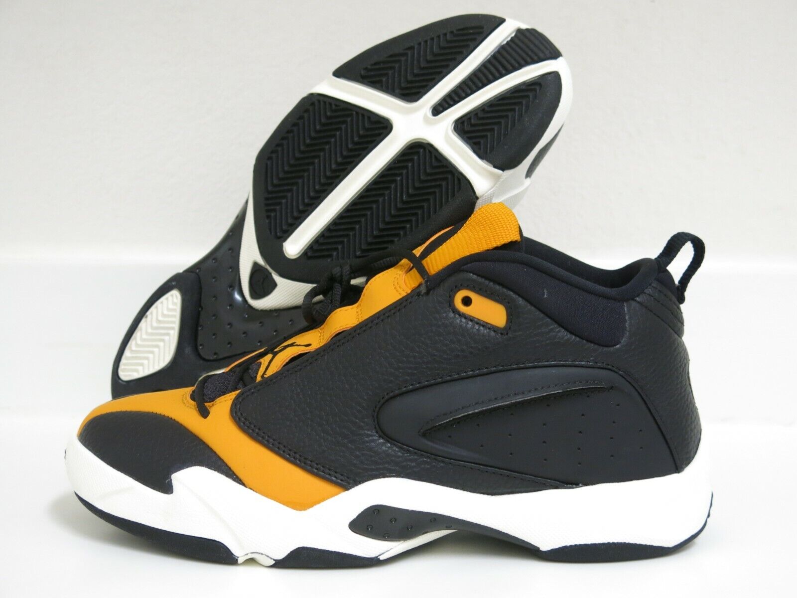 Air Jordan Jumpman Quick 23 Men's Basketball Sneakers AH8109 Air Jordan Jumpman Quick 23 Men's Basketball Sneakers AH8109