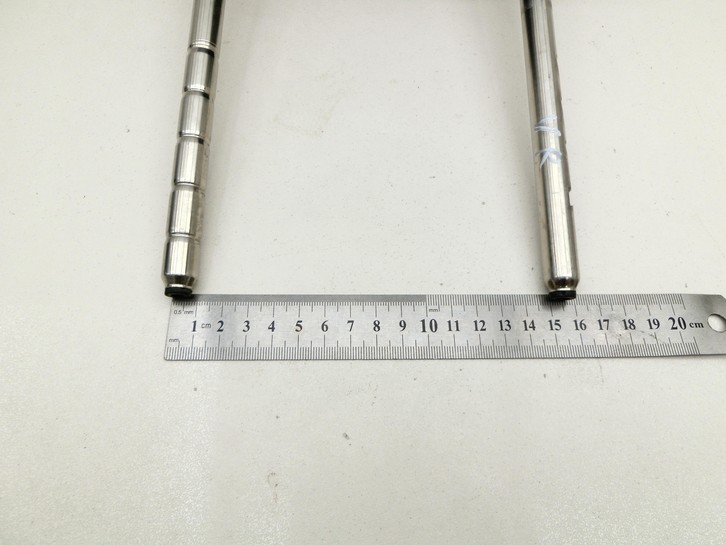 VW Golf 5M Plus 04-08 Kopfstütze für Beifahrer Sitz Rechts oder Links Vorne rote Naht VW Golf 5M Plus 04-08... Vorschau 2
