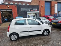 Kia Picanto by Grange Car Sales, Manchester, Greater Manchester
