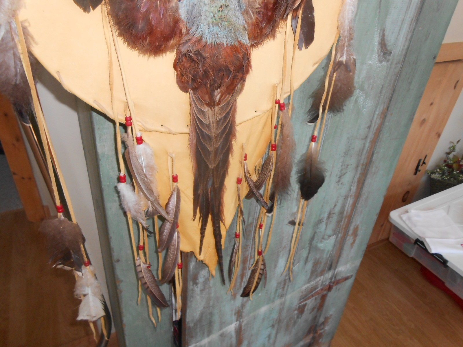 PHEASANT SKIN MOUNT TAXIDERMIST LEATHER FEATHERS TANNED DEER HIDE DREAM CATCHER?