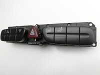 Mercedes W203 C220 01-04 Warnblinkschalter Schalter ZV ESP PDC Off Mercedes W203 C220 01-04 29.03.2003 A2038214758... Vorschau 4