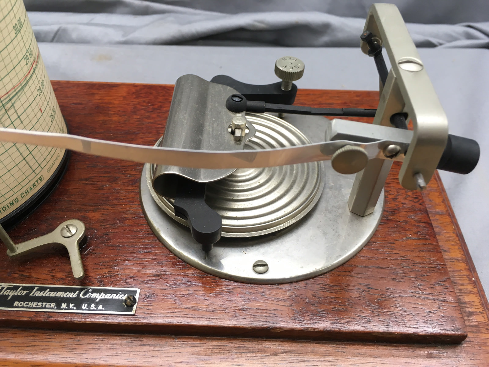 Vintage Taylor Instrument Company Barometer w/ Charts Rochester NY