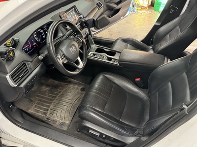 image 5 of interior