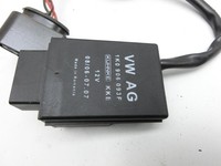 Audi A3 8P 08-13 Steuergerät ECU Modul für Kraftstoffpumpe Audi A3 8P 08-13 13.05.2008 1T0906093G 1K0906093F gebraucht Vorschau 4