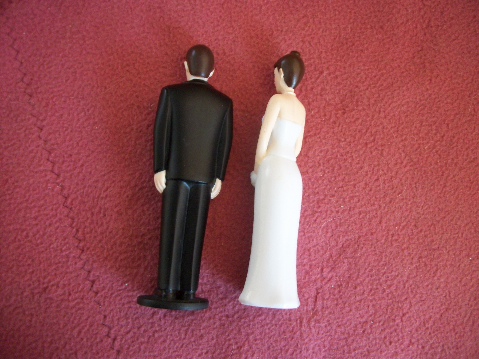 VINTAGE 1974  WILTON  CAKE TOPPER BRIDE & GROOM --COLLECTIBLE--USED ONCE--CLEAN-