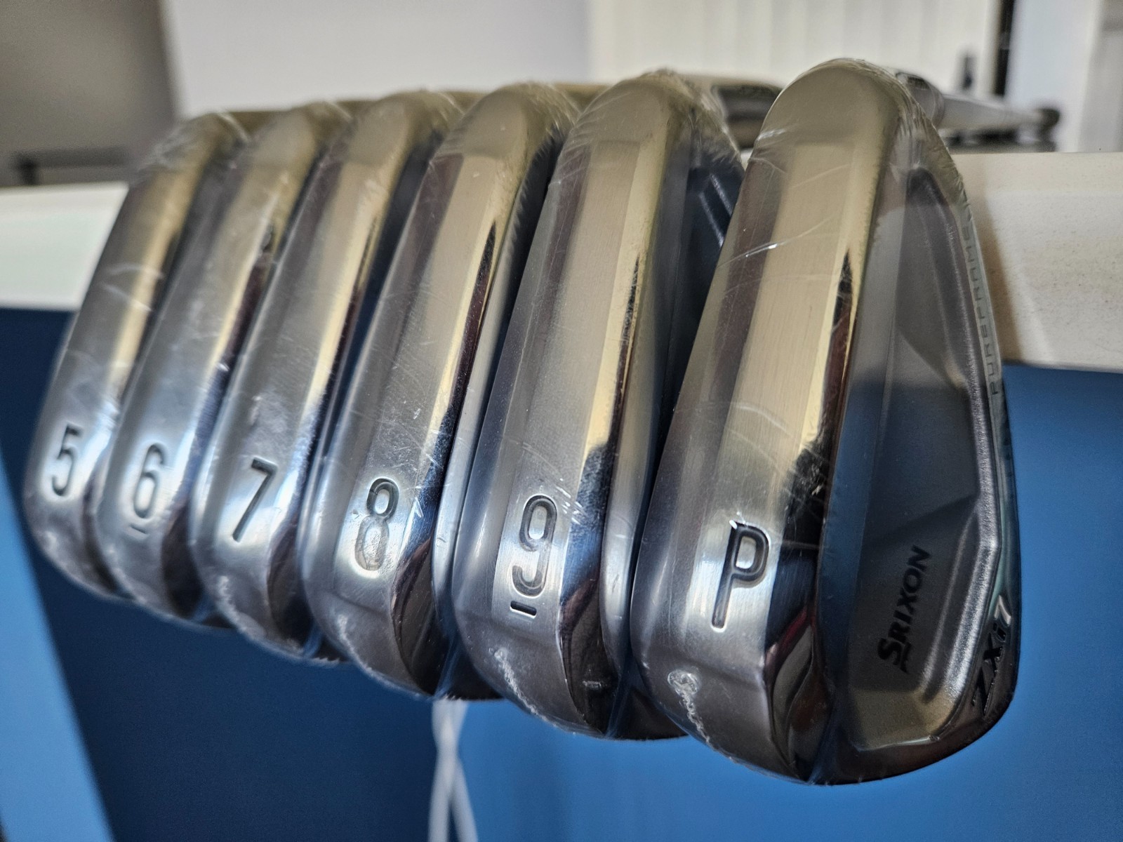 NEW Custom 2025 Srixon ZXi7 Set 5-PW with Dynamic Gold 105 S300