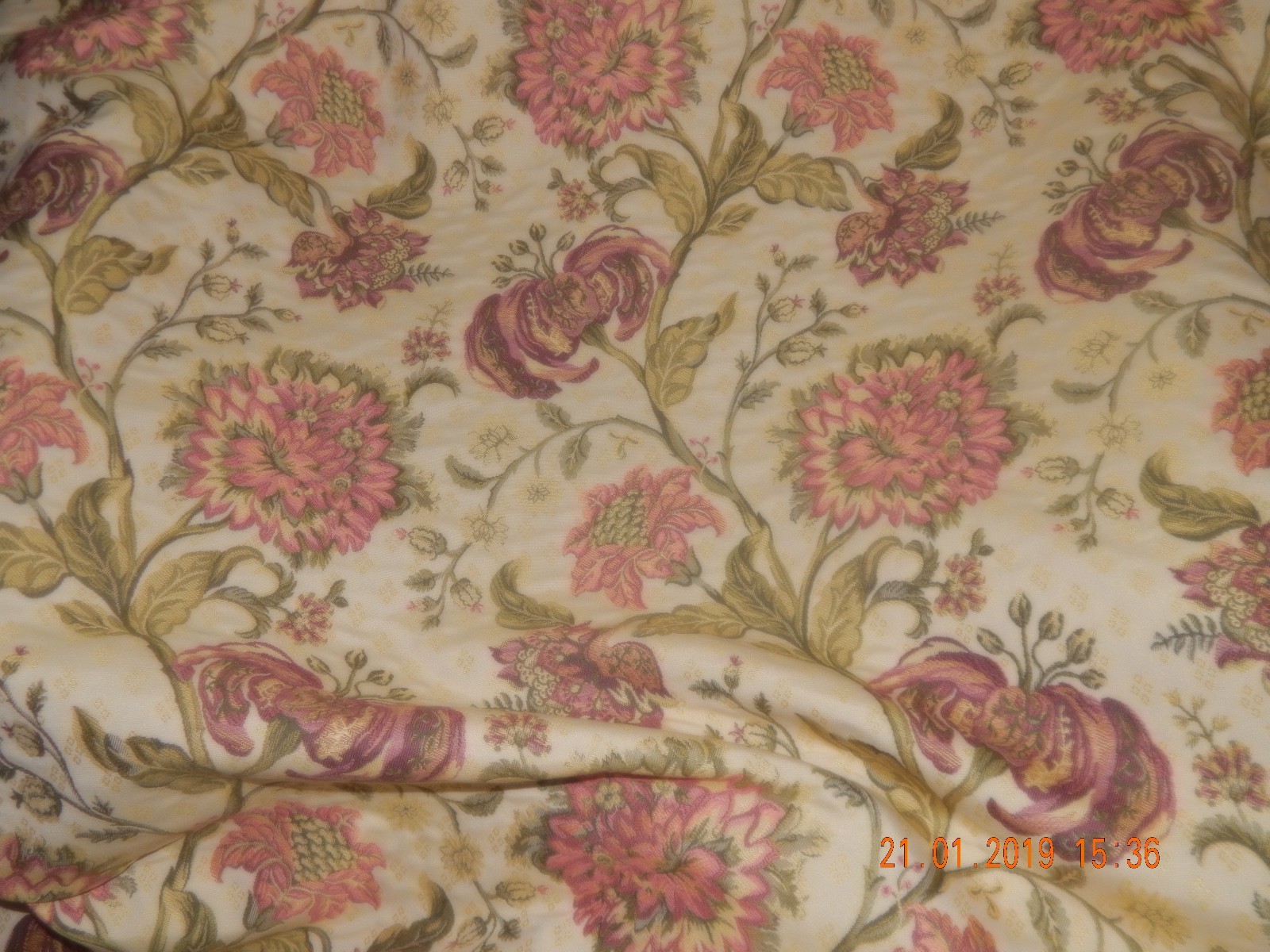 LEE JOFA BROCADED LAMPAS FROM FRANCE DECORATIVE UPHOLSTERY FABRIC COSPLAY 6 YDS