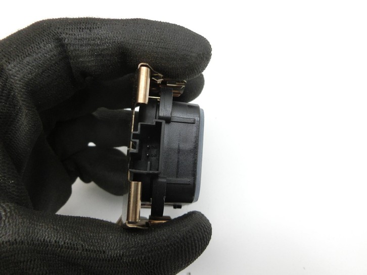 Peugeot 2008 CU 16-19 Regensensor Peugeot 2008 CU 16-19 30.08.2017 1608089480 9665925480 10013944-13 gebraucht Vorschau 4