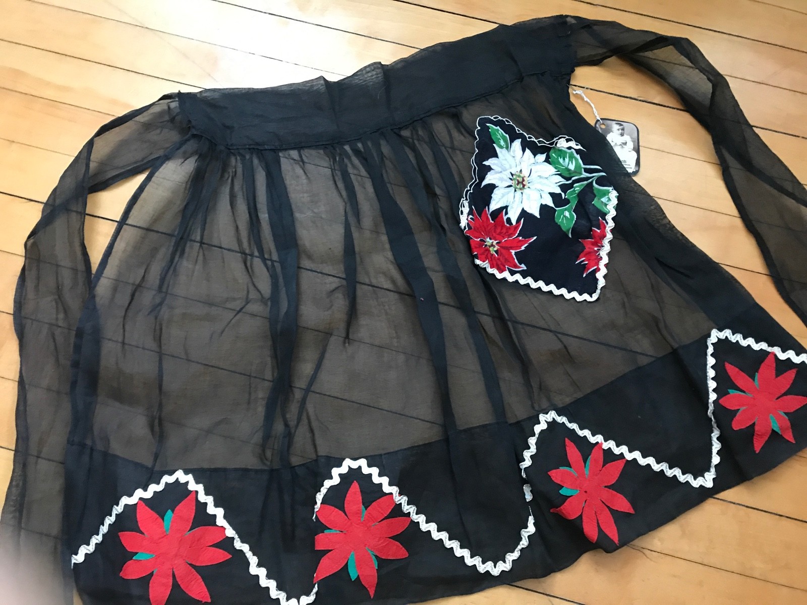 Vintage Christmas Aprons Set of Two, Mid Century Wreaths, Poinsettias Flocked