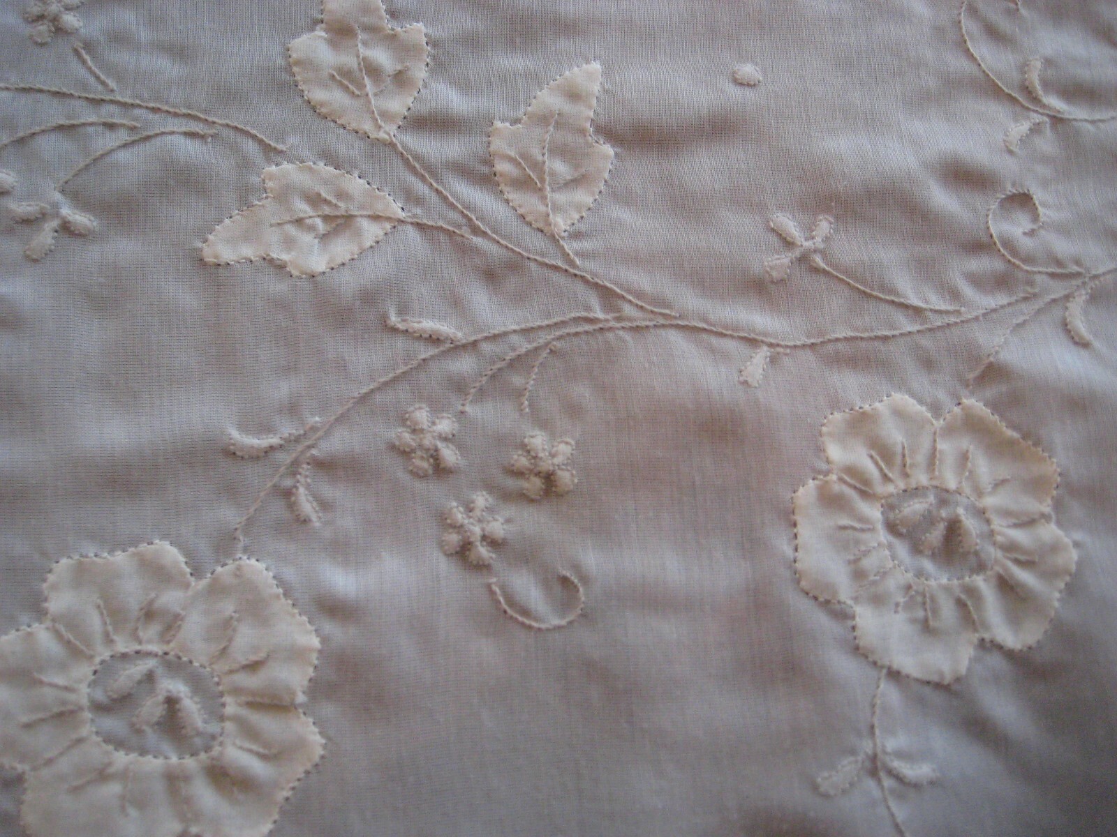 Vtg Banquet Organdy Madeira Embroidered Tablecloth 12 Napkins Applique 102 x 65