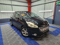 2013 Peugeot 208 1.2 VTi Allure 5dr HATCHBACK Petrol Manual