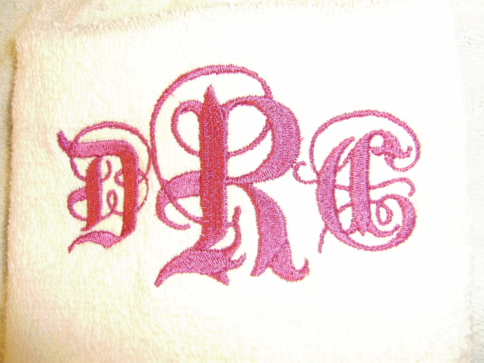 Suitable for framing embroidery personalized wall hanging, wedding, monograms...