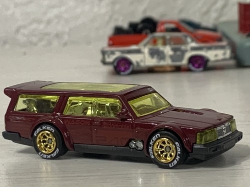 ミニカー Hot Wheels Volvo 240 Drift Wagon Hot Wheels Volvo 240 Drift Wagon HW Slammed Kids Model