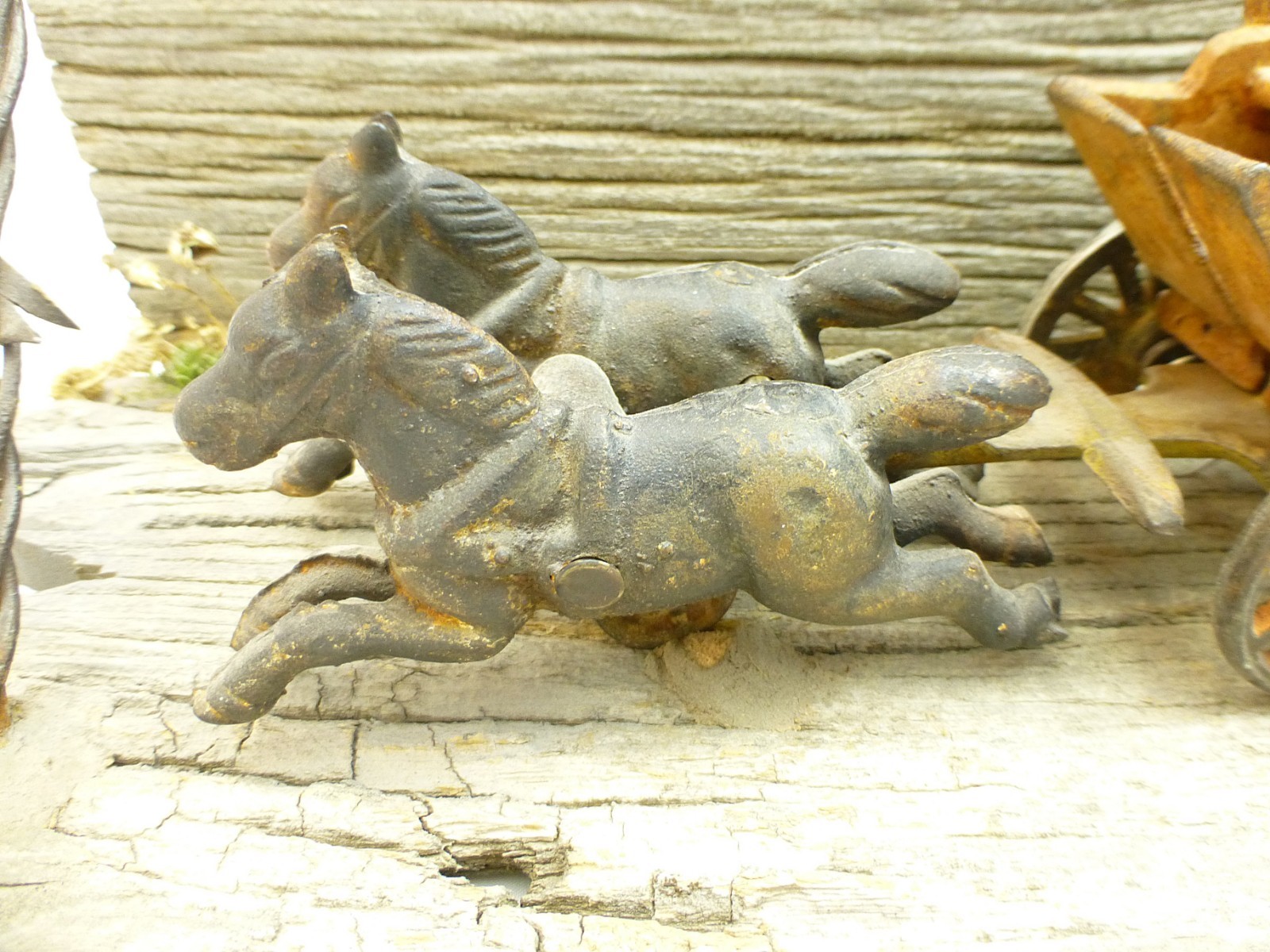 Vintage Cast Iron Stagecoach Diorama Western Scene