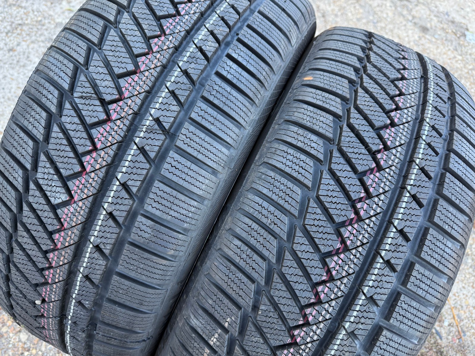 New 255 45 20 Continental, Winter, XL, M+S, 101V, x1 Tyre (F1_tyres) YD277