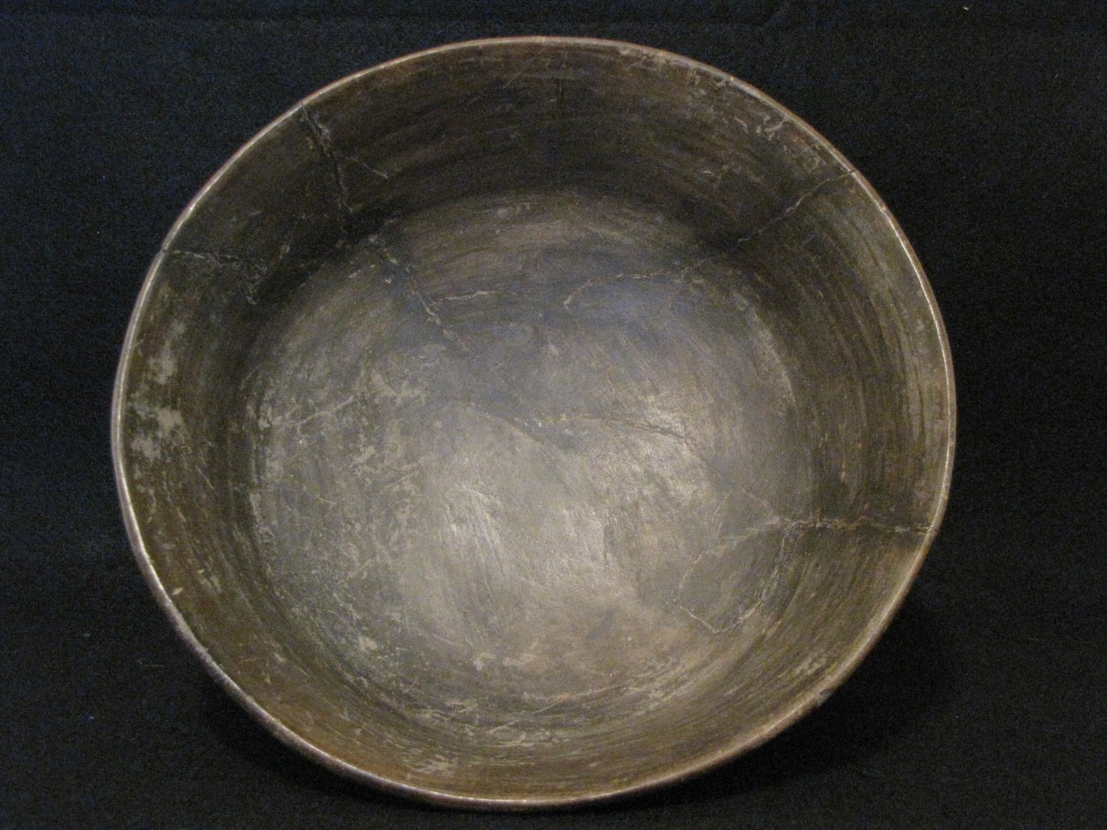 Pre Columbian, Pottery, Costa Rican, Nicoya. Tripod Bowl, E/L Po Cl 900 1500 AD