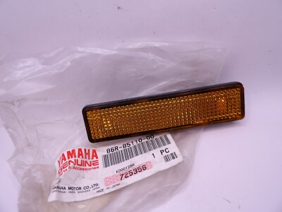 NOS Yamaha VMAX 600 XT XTC SX SXR Phazer 485 500 Genuine Reflector 86R-85110-00