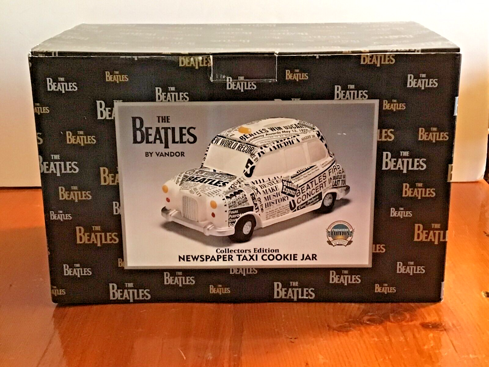 THE BEATLES クッキージャー タクシー THE BEATLES 1999 NEWSPAPER TAXI COOKIE JAR Ltd Ed # 1440 of