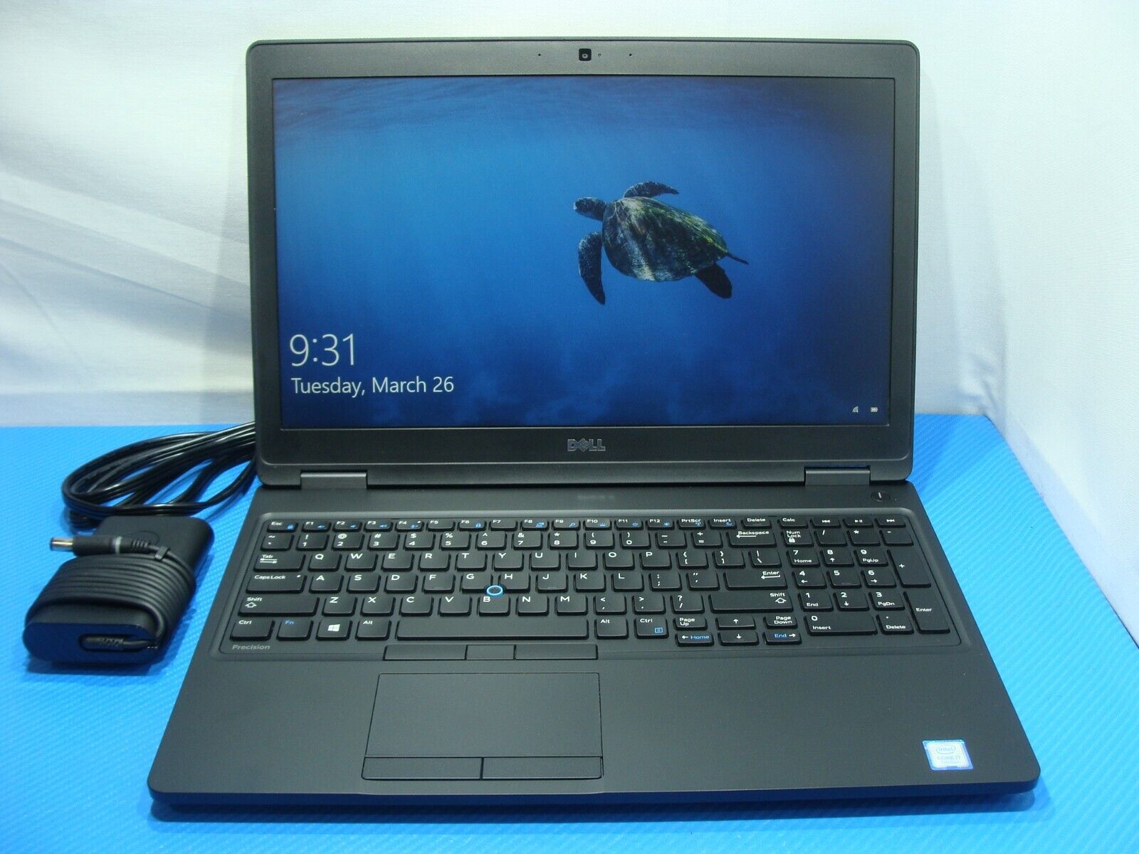 Dell Precision 3520 15.6 Dell Precision 3520 15.6