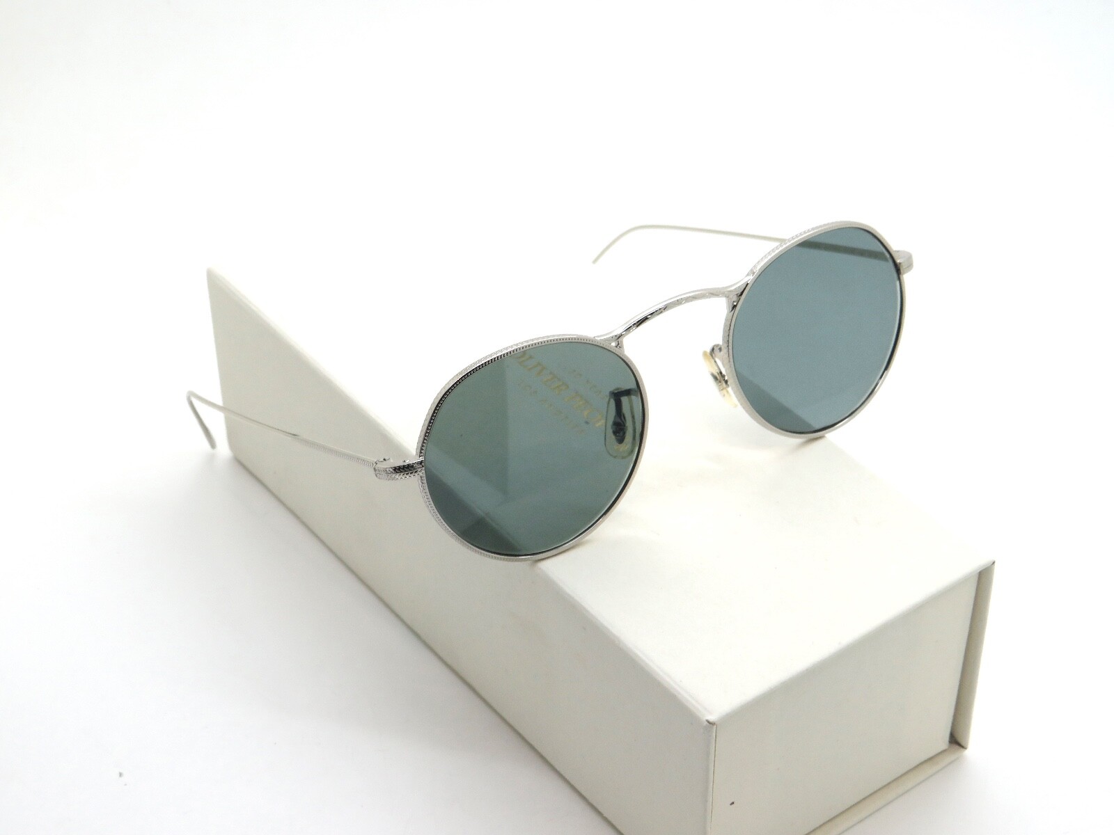 Pre-owned Oliver Peoples M-4 30th Ov1220s 5036r8 Silver/indigo Photochromic 47 Sunglasses In Blue
