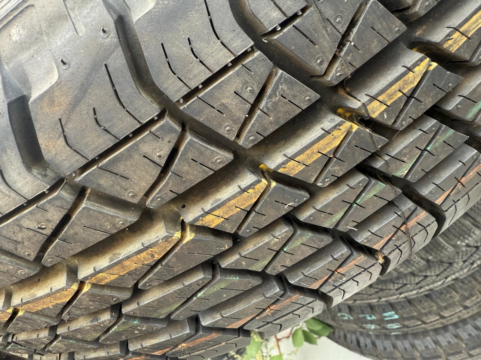 New 225 70 16 Goodyear, Wrangler HP, M+S, 102H, x1 Tyre (F1_tyres) FOD YD178