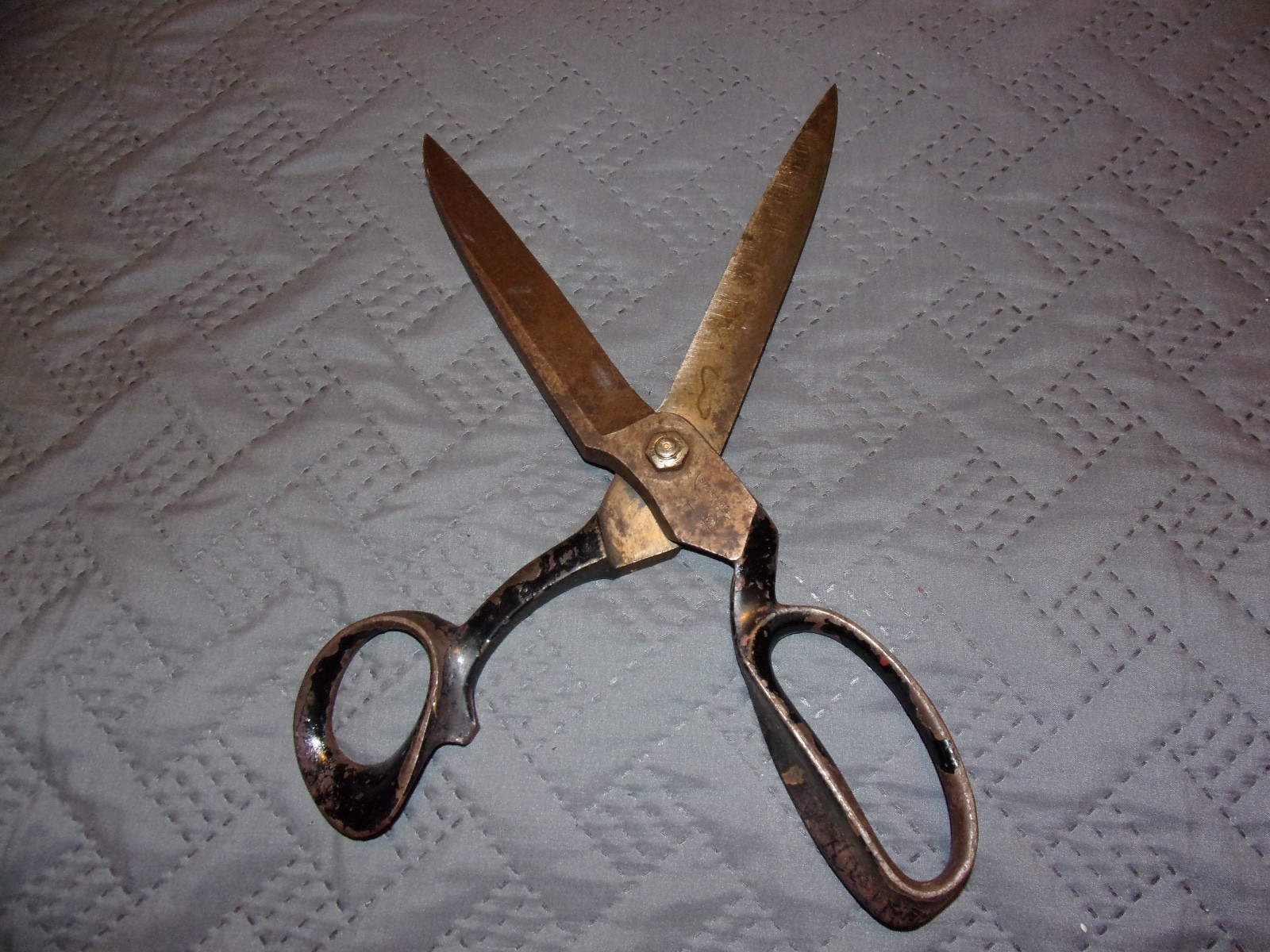 WOW Vintage WISS INLAID TAILOR'S SHEARS SCISSORS LARGE 12.5