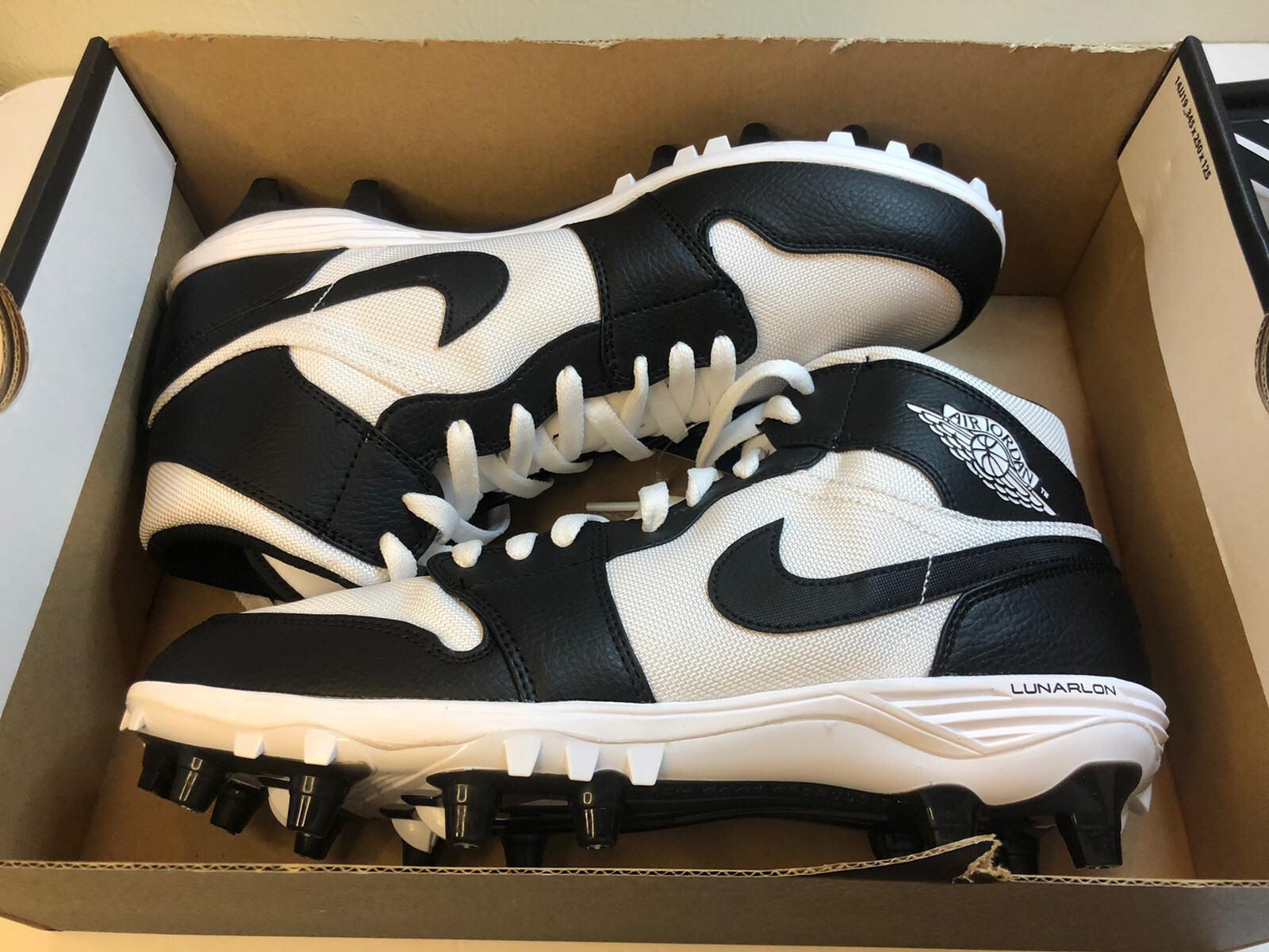 jordan 1 td mid white black