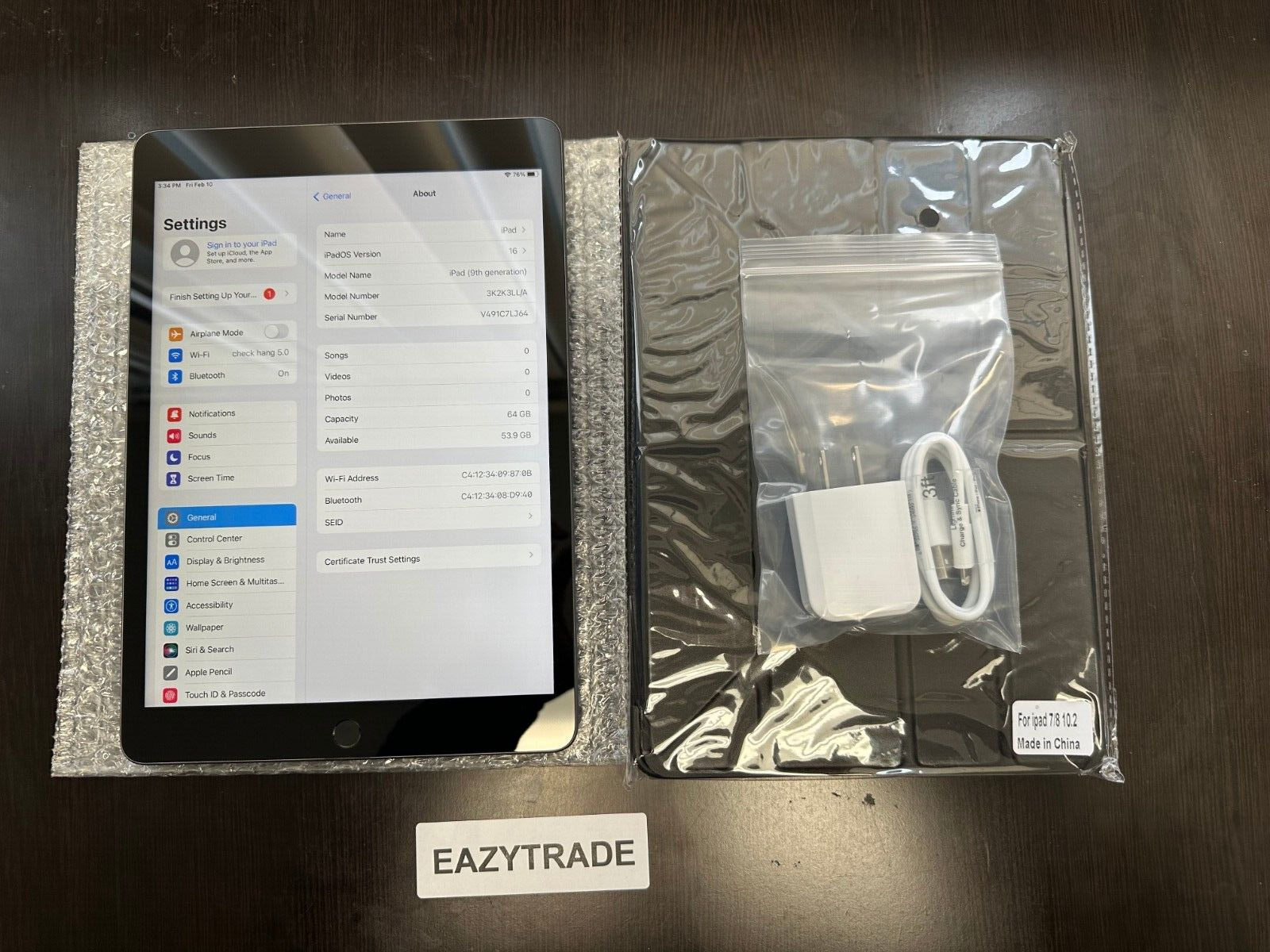 Apple iPad 9th Gen. 64GB, Wi-Fi, 10.2 in - Bundle - Daily Apple iPad 9th Gen. 64GB, Wi-Fi, 10.2 in - Bundle - Daily