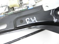 Mercedes C219 CLS 350 08-10 Coupe Fensterheber o. FH-Motor Hinten Rechts Mercedes C219 CLS 350 08-10 07.12.2010... Vorschau 5