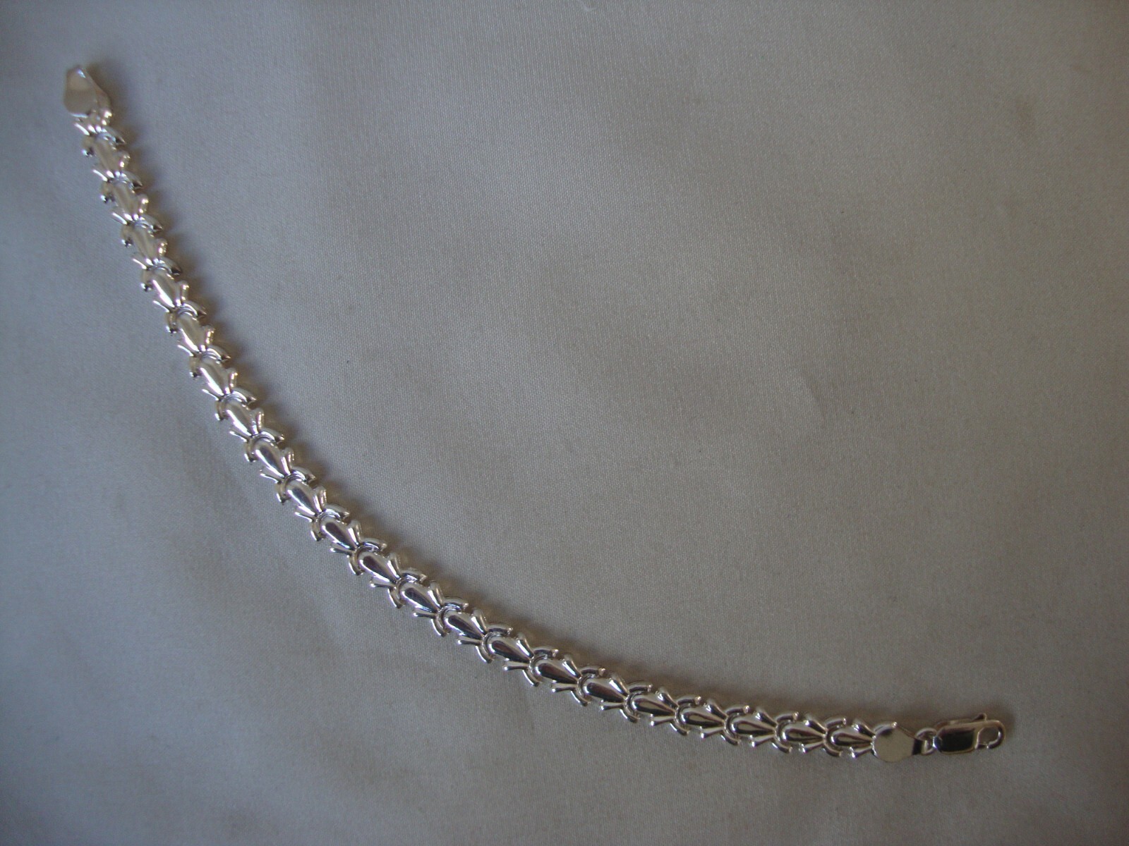 80’s Italy Silver knot bracelet GUCCI STERLING SILVER KNOT BRACELET RETAIL: $680 | eBay