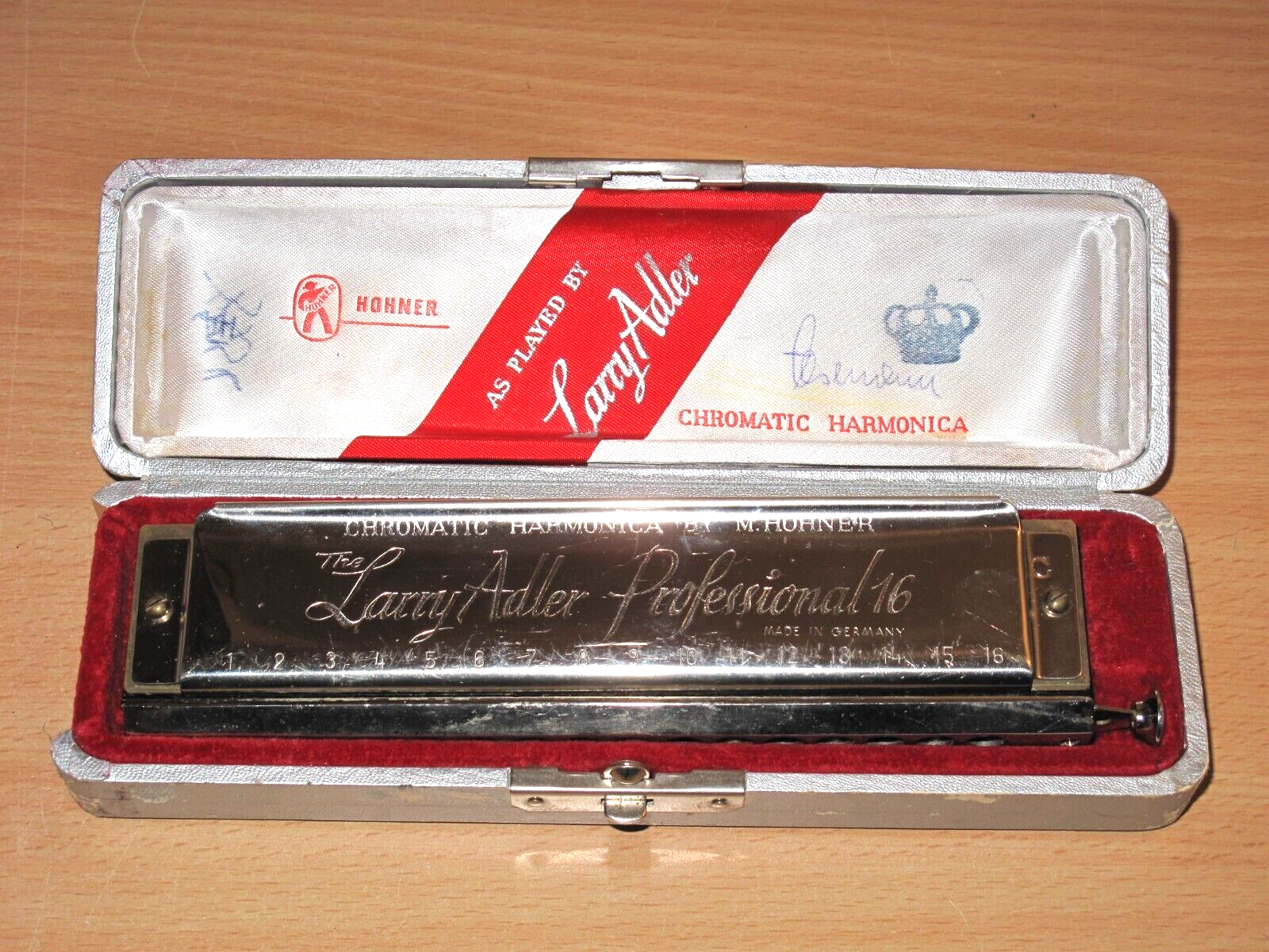 HOHNER THE LARRY ADLER PROFESSIONAL 16 CHROMATIC 64 M C