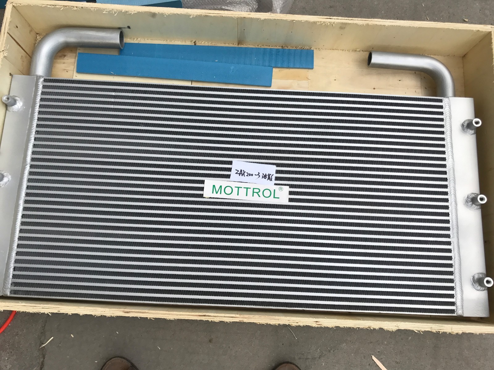 4650353 OIL COOLER FITS HITACHI ZAX220-3 ZX200-3 zax225-3 4650353 OIL COOLER FITS HITACHI ZAX220-3 ZX200-3 zax225-3