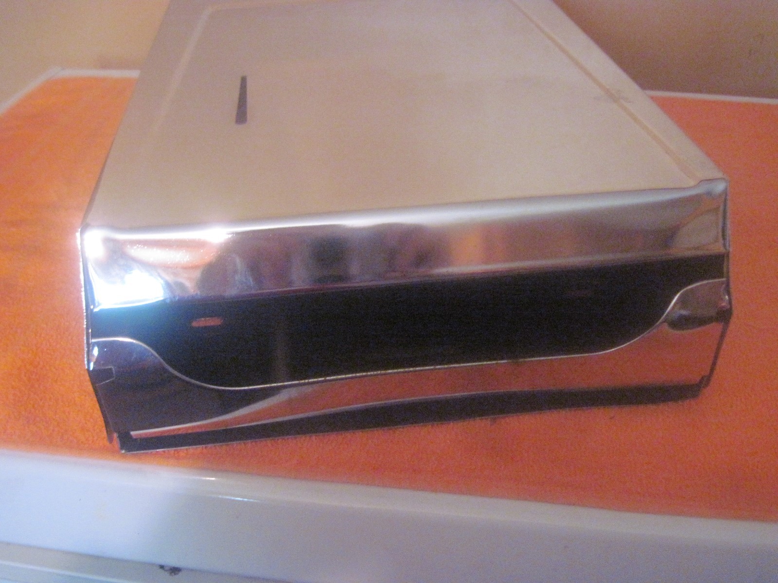 Stainless Folded Paper Towel Dispenser, Wall Hanger, Has Key & Screws, Used??