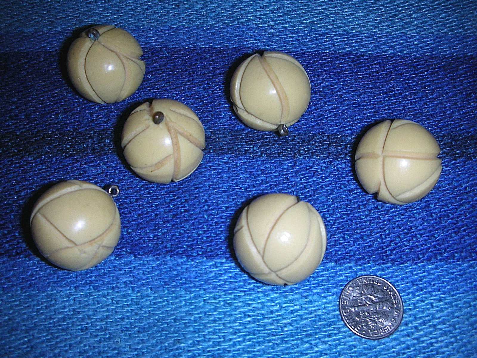 Lot of 6 Vintage Ball Buttons Cream Celluloid 7/8