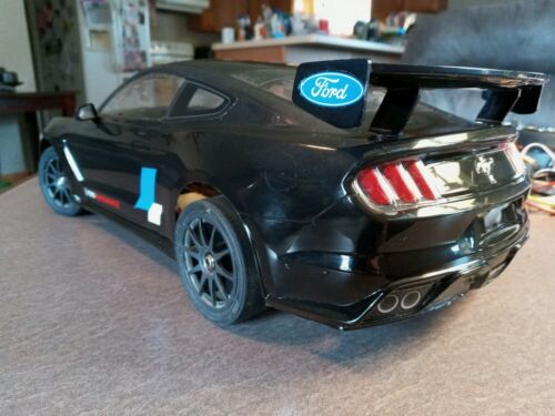 1/10 R/C Ford Mustang GT4 (TT-02) w/ ESC, Torque-tuned motor 1/10 R/C Ford Mustang GT4 (TT-02) w/ ESC, Torque-tuned motor