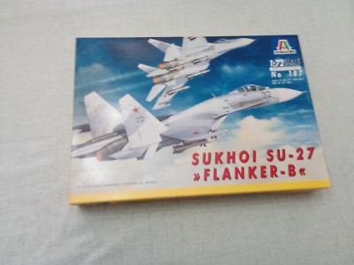 MAXI LOTTO ITALERI SU 27 FLANKER B MIG 15 MIG 29 B57 B CANBERRA scala 1/72