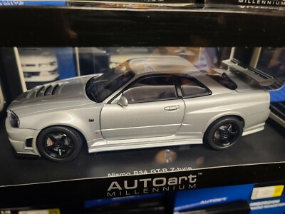 AutoArt 1/18 Nissan SKYLINE R34 GT-R Z-Tune 77352 SILVER Rare