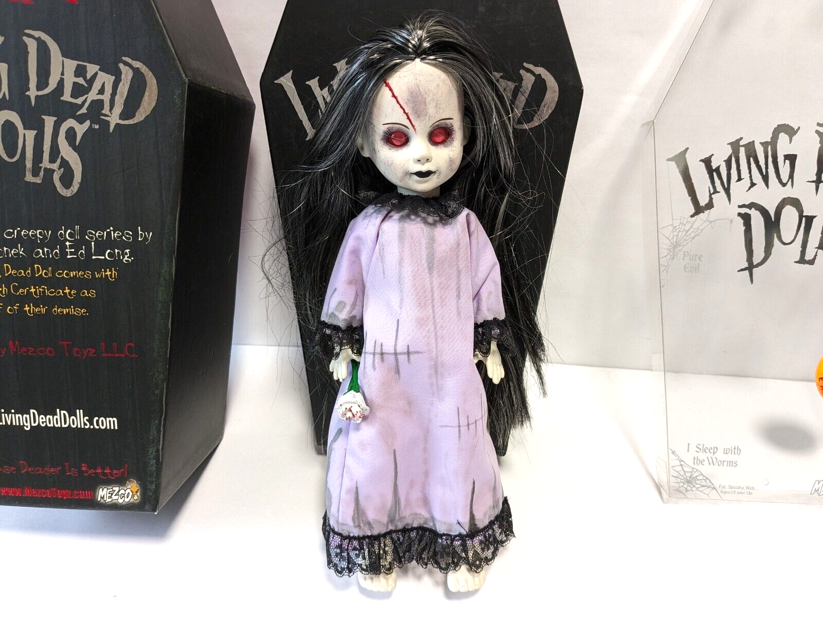 living dead dolls リビングデッドドールズ マゴット 未開封
