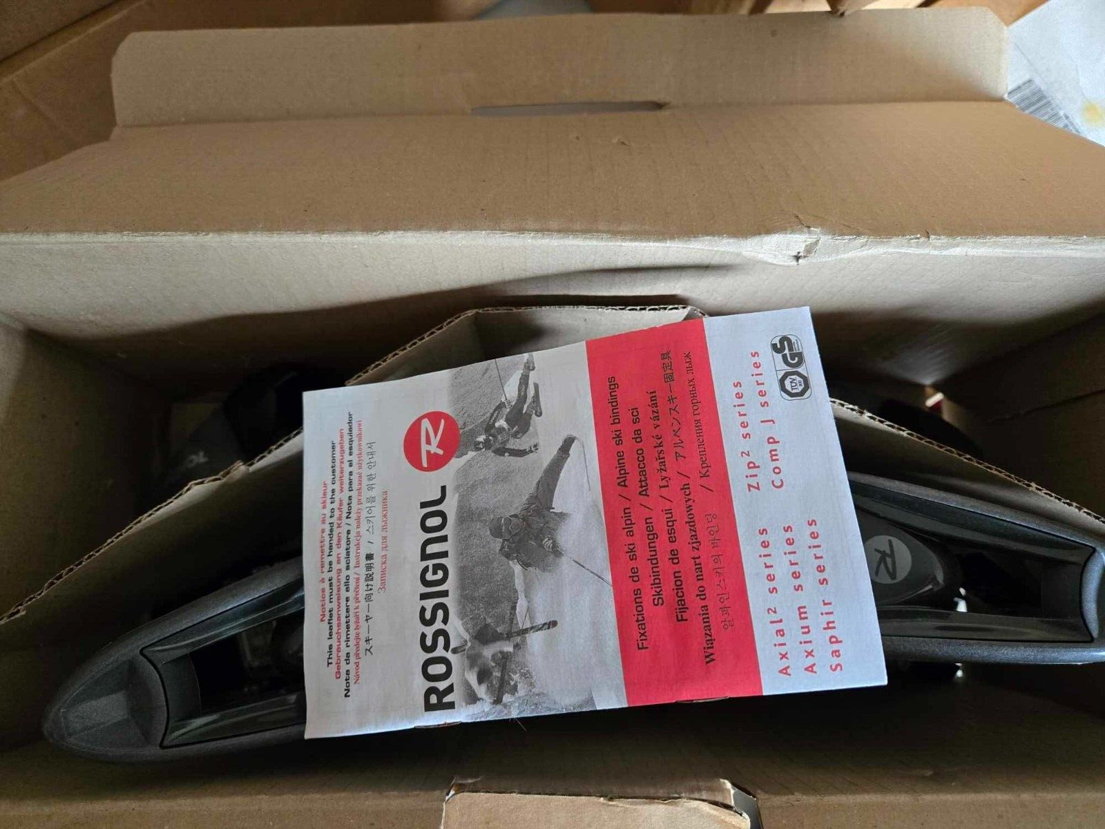 Rossignol Axium 100 B83 Ski Bindings - RC0R028 NEW IN BOX