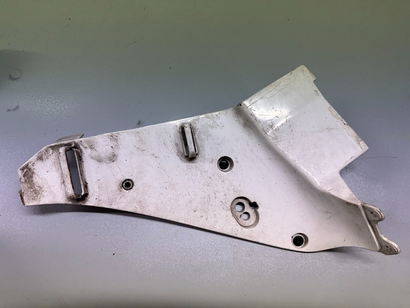 Un Cache Carenage Plastique Interieur Gauche 64375-Mwob-0000 Honda 900 Cbr Sc28